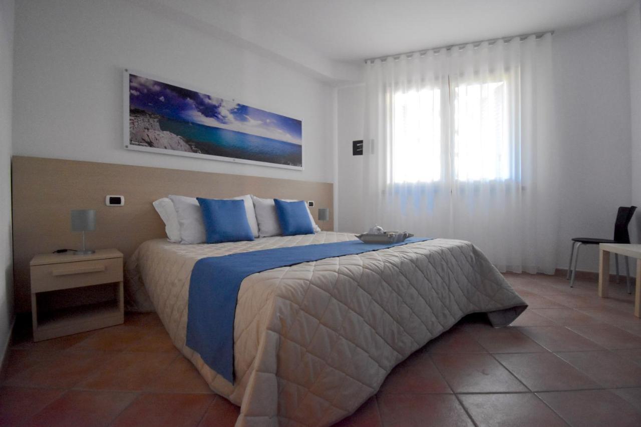Residence Il Cardellino San Vincenzo Eksteriør billede