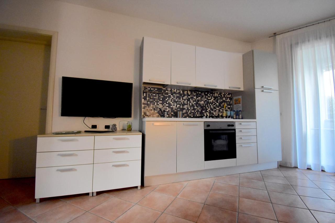 Residence Il Cardellino San Vincenzo Eksteriør billede