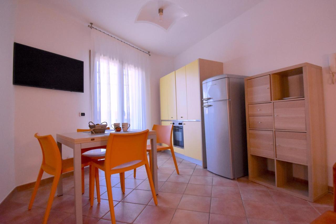 Residence Il Cardellino San Vincenzo Eksteriør billede