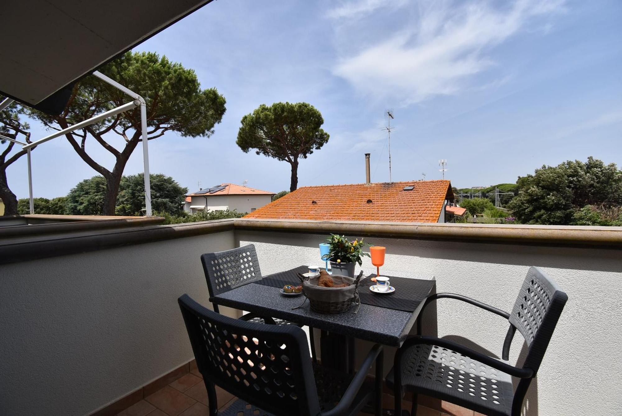 Residence Il Cardellino San Vincenzo Eksteriør billede